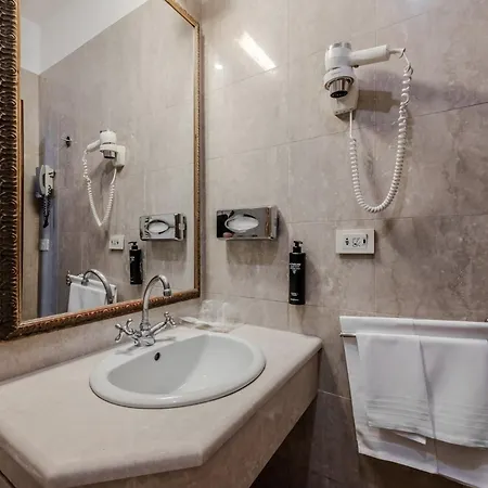 Otel Hotiday Collection - Santa Lucia 4*
