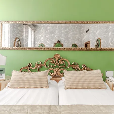 Otel Hotiday Collection - Santa Lucia Venedik
