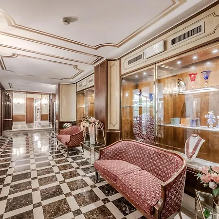 Hotiday Collection - Santa Lucia Otel Venedik