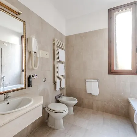 Hotiday Collection - Santa Lucia Venezia